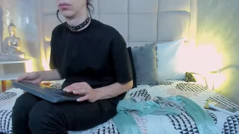 Keira Hecate online show from January 2026 08:02:02 PM