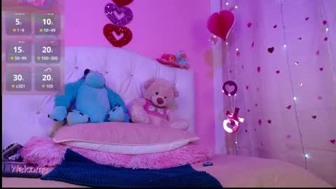 Snapshot of hecate23 chatting on April 2026 02:36:02 PM Cath online show from April 2026 02:36:02 PM