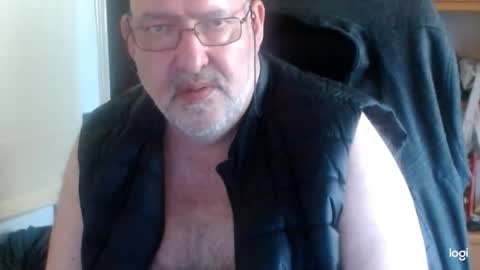 Snapshot of hechizodeluz chatting on April 2026 06:10:01 PM Hechizo online show from April 2026 06:10:01 PM
