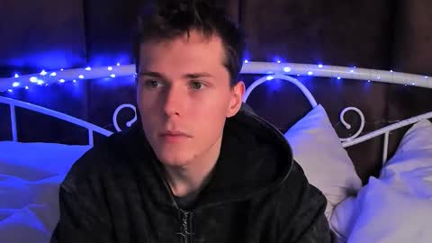 Snapshot of hector_spector chatting on December 2025 10:42:01 AM Hector online show from December 2025 10:42:01 AM