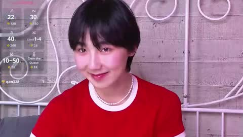 HEEJIN online show from November 2025 08:29:01 PM