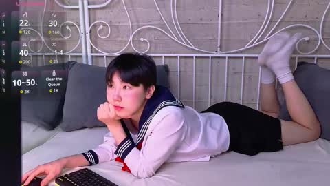 HEEJIN online show from December 2025 04:28:02 AM