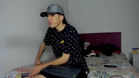 Snapshot of heellboy_ chatting on February 2026 09:06:02 AM heellboy_ online show from February 2026 09:06:02 AM