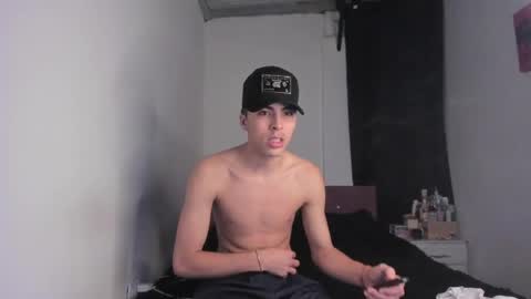 Snapshot of heellboy_ chatting on April 2026 04:51:01 AM heellboy_ online show from April 2026 04:51:01 AM