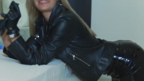 Helen online show from January 2025 02:03:01 AM