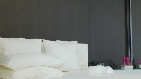 Helen online show from January 2025 02:04:01 AM