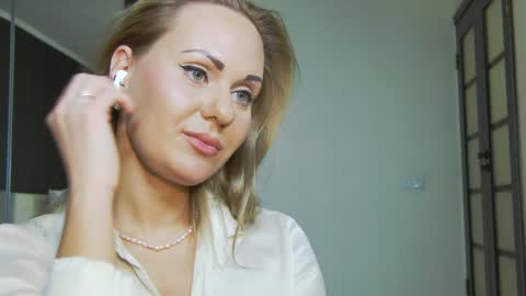 Helen online show from January 2025 03:26:02 AM