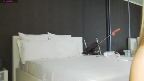 Helen online show from February 2026 08:45:01 AM