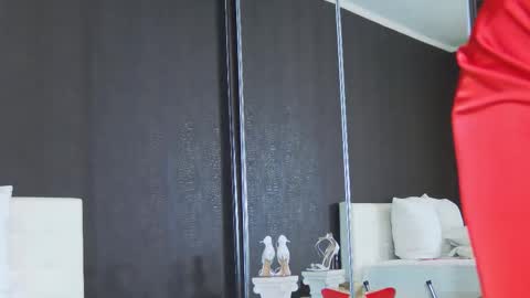 Snapshot of hefner_girl chatting on March 2026 02:38:02 AM Helen online show from March 2026 02:38:02 AM