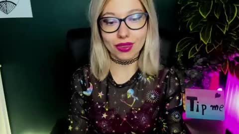 Heidi online show from February 2025 10:18:02 AM