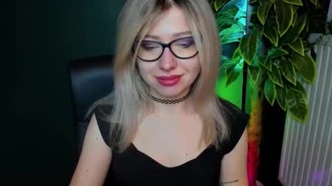 Heidi online show from December 2025 05:37:02 AM