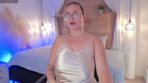 ANTARA REY online show from February 2025 07:21:01 PM