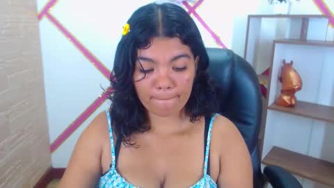 Snapshot of heidy_colins chatting on February 2026 02:11:01 AM MY NAME IS HEIDY online show from February 2026 02:11:01 AM