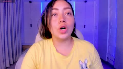 Heidy online show from October 2025 03:47:02 AM