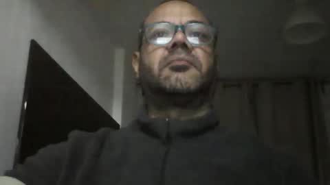 Snapshot of heistt chatting on December 2025 01:56:02 AM Heist Stein online show from December 2025 01:56:02 AM
