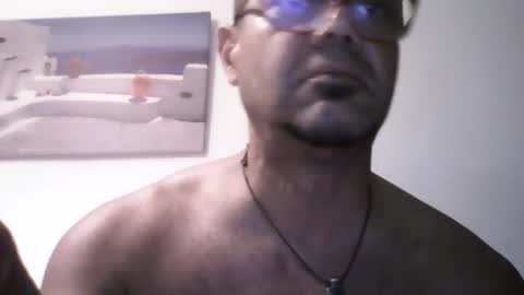 Snapshot of heistt chatting on May 2026 05:23:02 AM Heist Stein online show from May 2026 05:23:02 AM