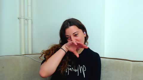 Snapshot of helen_adams_ chatting on December 2024 01:45:01 PM helen_adams_ online show from December 2024 01:45:01 PM