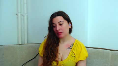 Snapshot of helen_adams_ chatting on December 2024 05:50:01 AM helen_adams_ online show from December 2024 05:50:01 AM