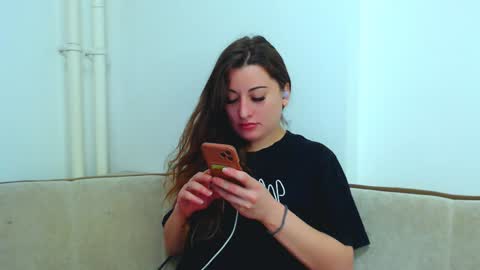 Snapshot of helen_adams_ chatting on December 2024 05:29:02 AM helen_adams_ online show from December 2024 05:29:02 AM