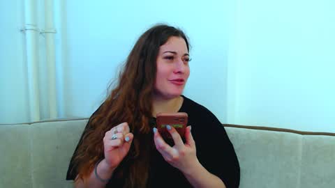 Snapshot of helen_adams_ chatting on January 2025 10:10:02 AM helen_adams_ online show from January 2025 10:10:02 AM