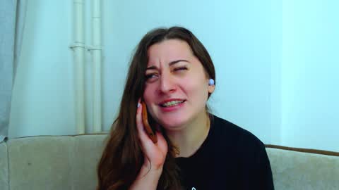 Snapshot of helen_adams_ chatting on January 2025 05:52:02 AM helen_adams_ online show from January 2025 05:52:02 AM