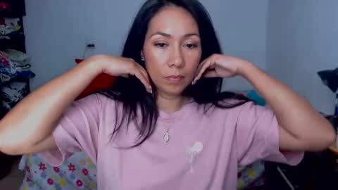 Helen online show from January 2025 09:00:01 PM