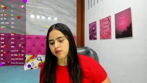 Snapshot of helen_russoo chatting on May 2026 06:38:01 PM Helen online show from May 2026 06:38:01 PM