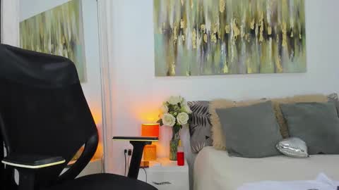 Helena Santos  online show from September 2025 11:43:02 AM