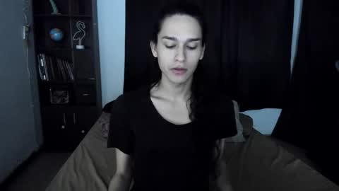 Snapshot of helena_spellman chatting on April 2026 01:14:02 AM helena_spellman online show from April 2026 01:14:02 AM