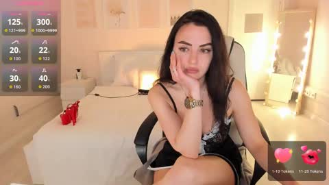 Snapshot of helenaregal chatting on May 2026 01:38:01 PM Helena online show from May 2026 01:38:01 PM
