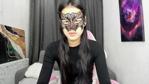 Snapshot of helenblazetrt chatting on April 2026 02:05:02 AM Hi I am Helen online show from April 2026 02:05:02 AM