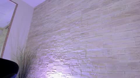 Snapshot of helenceccile chatting on April 2026 04:32:01 AM Helen online show from April 2026 04:32:01 AM