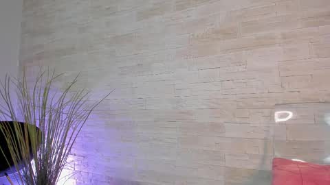 Snapshot of helenceccile chatting on April 2026 04:35:02 AM Helen online show from April 2026 04:35:02 AM