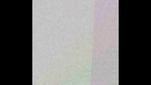 Snapshot of helenebird chatting on December 2024 08:01:02 PM   online show from December 2024 08:01:02 PM