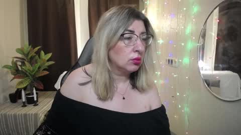 helenenigma online show from January 2025 10:51:02 PM