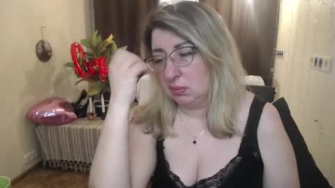 helenenigma online show from February 2025 04:40:02 AM