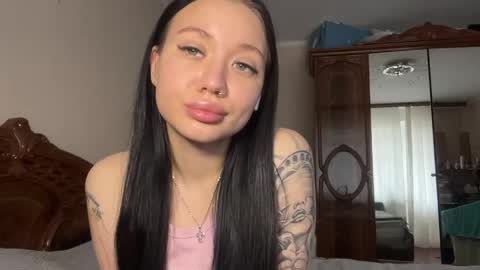 lilian online show from April 2026 03:22:02 AM