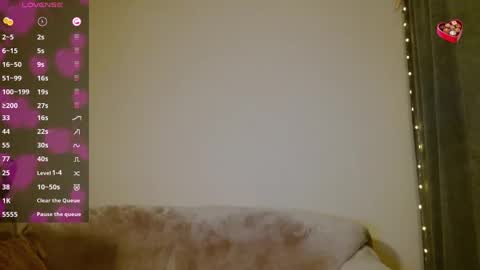 HelenXLove online show from December 2024 01:42:01 AM