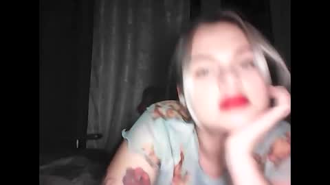 helga_now online show from February 2025 07:29:01 PM