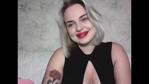 helga_now online show from March 2025 07:16:02 PM