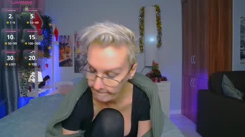 Helga online show from December 2024 11:26:02 PM