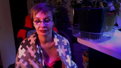 Snapshot of helgahimmele chatting on May 2026 02:58:01 PM Helga online show from May 2026 02:58:01 PM