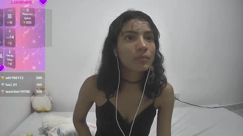 Snapshot of helia_n_amy chatting on January 2025 08:24:01 AM Helia Transfem and Amy online show from January 2025 08:24:01 AM
