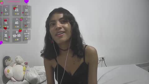 Snapshot of helia_n_amy chatting on January 2025 11:36:02 AM Helia Transfem and Amy online show from January 2025 11:36:02 AM