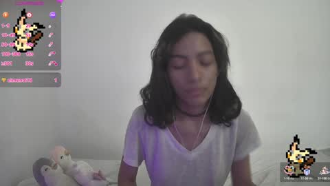 Snapshot of helia_n_amy chatting on January 2025 04:04:01 PM Helia Transfem and Amy online show from January 2025 04:04:01 PM