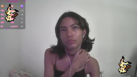 Snapshot of helia_n_amy chatting on January 2025 05:31:02 PM Helia Transfem and Amy online show from January 2025 05:31:02 PM