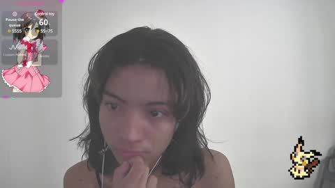 Snapshot of helia_n_amy chatting on February 2025 04:47:01 PM Helia Transfem and Amy online show from February 2025 04:47:01 PM
