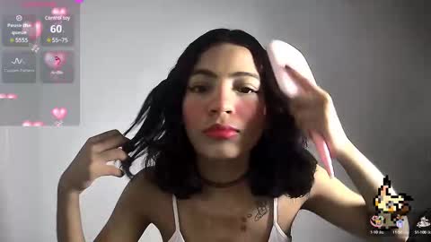 Snapshot of helia_n_amy chatting on February 2025 01:28:01 PM Helia Transfem and Amy online show from February 2025 01:28:01 PM