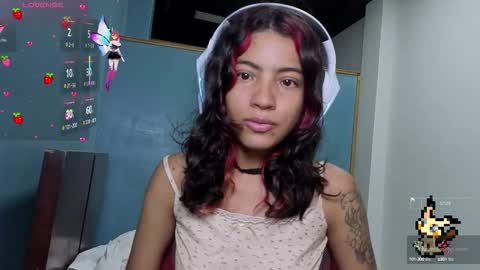 Snapshot of helia_n_amy chatting on September 2025 01:54:01 PM Helia Transfem and Amy online show from September 2025 01:54:01 PM