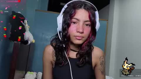 Snapshot of helia_n_amy chatting on October 2025 04:14:02 PM Helia Transfem and Amy online show from October 2025 04:14:02 PM